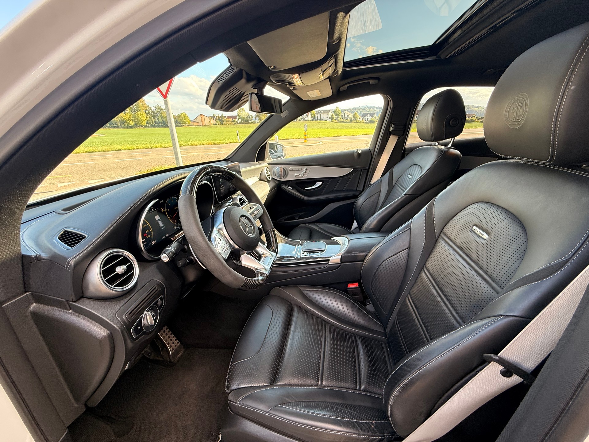 MERCEDES-BENZ GLC Coupé 63 S AMG 4Matic 9G-Tronic-image-6