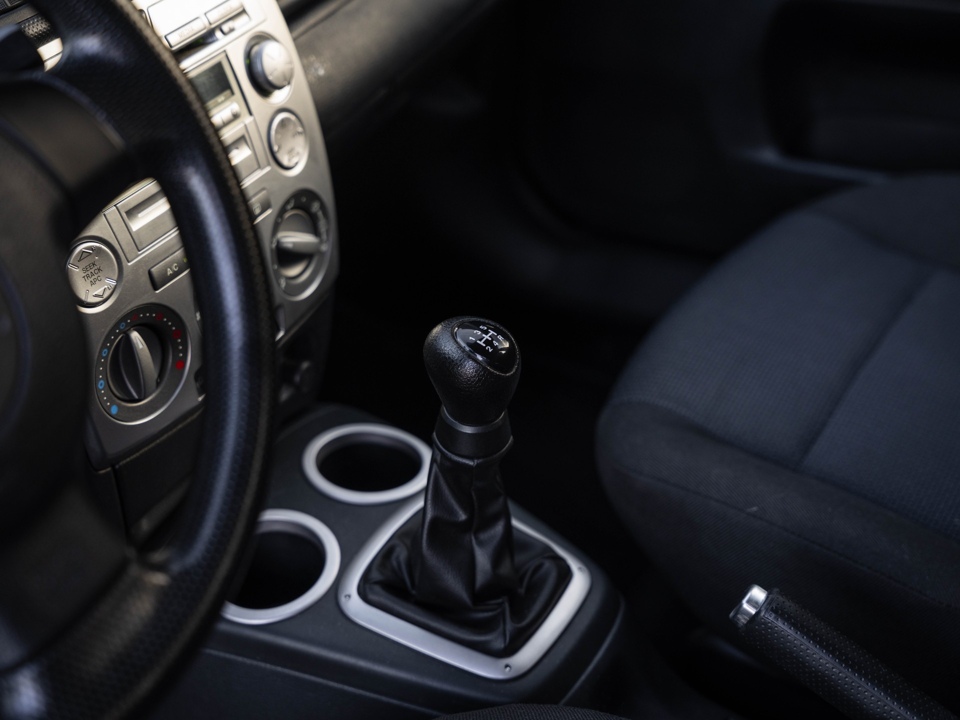 MAZDA 2 1.4i 16V Sport-image-16