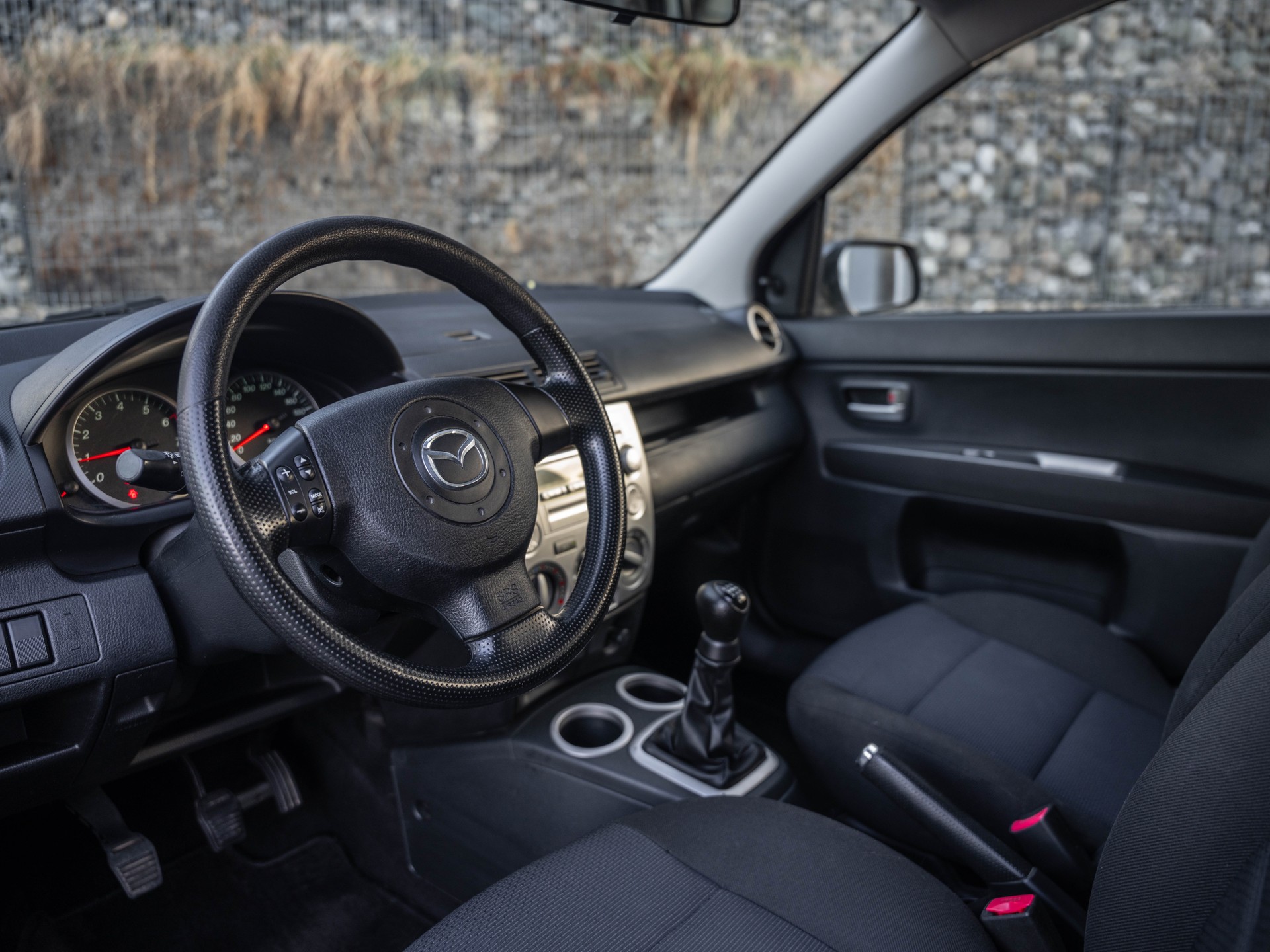 MAZDA 2 1.4i 16V Sport-image-19