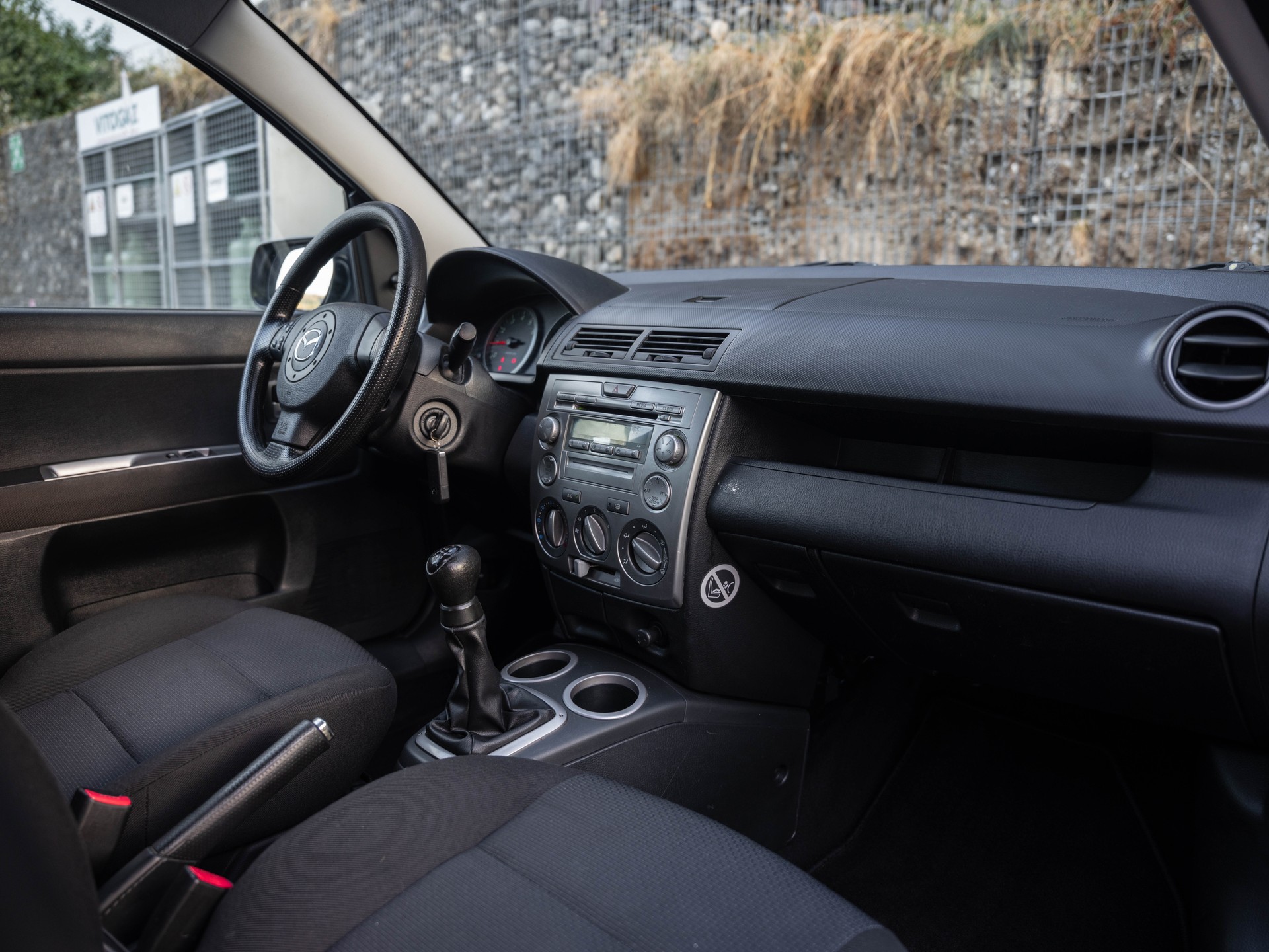 MAZDA 2 1.4i 16V Sport-image-17
