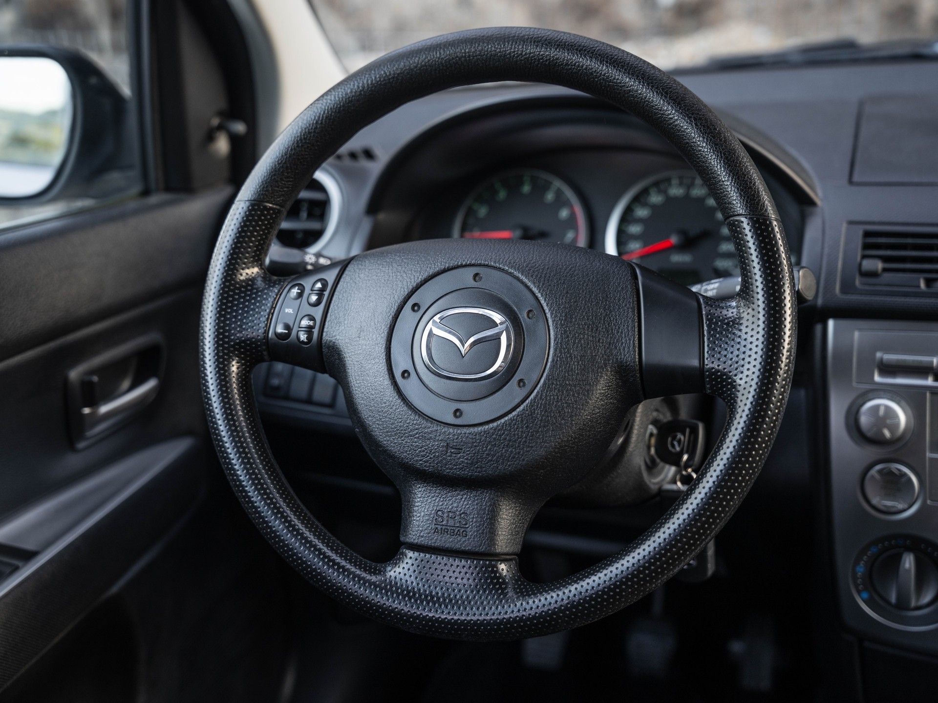 MAZDA 2 1.4i 16V Sport-image-14