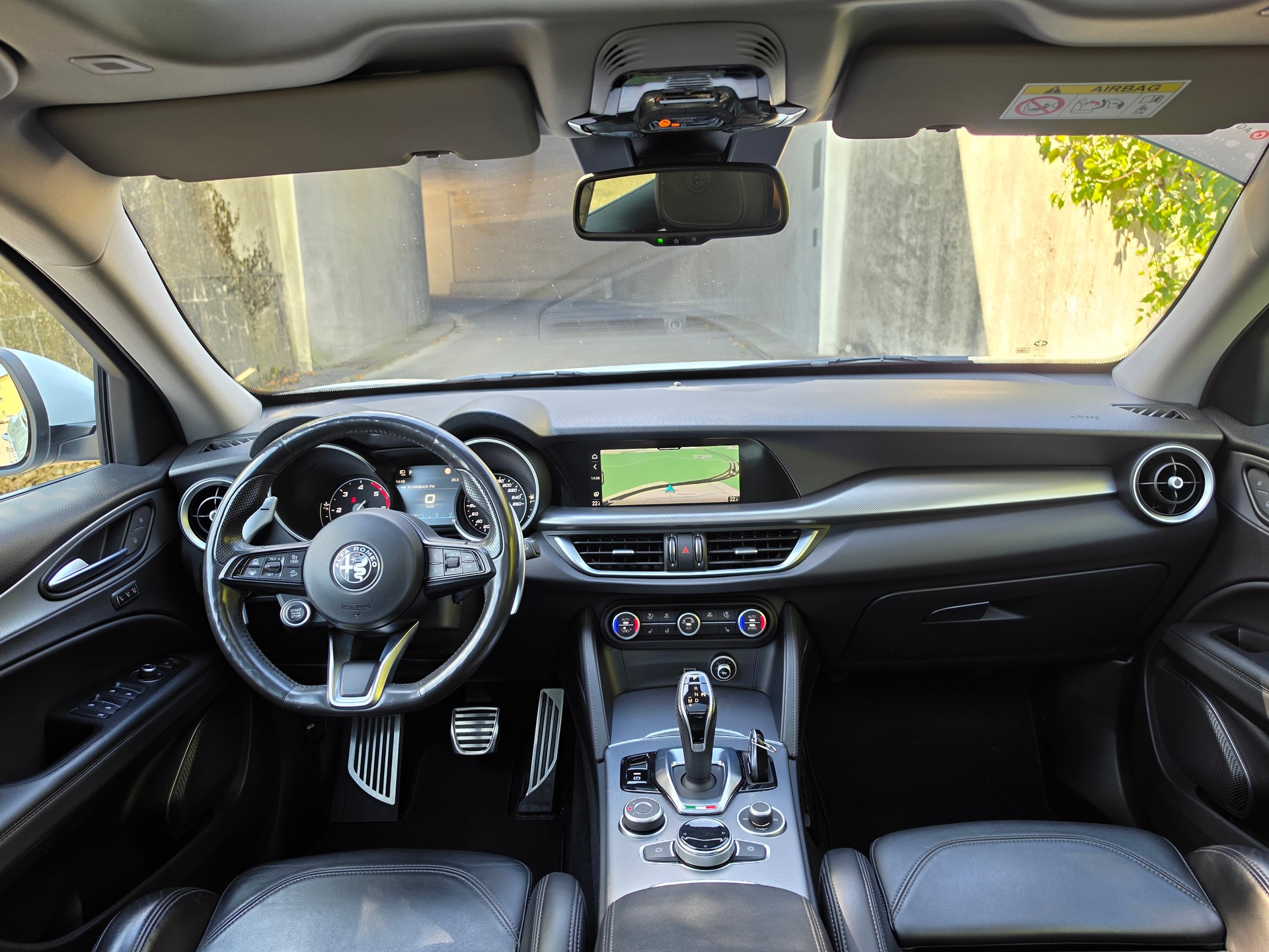 ALFA ROMEO Stelvio 2.2JTDM Veloce Q4Automatic-image-7