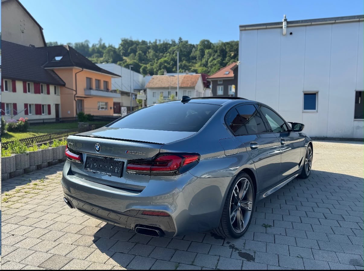 BMW M550d xDrive Steptronic-image-3