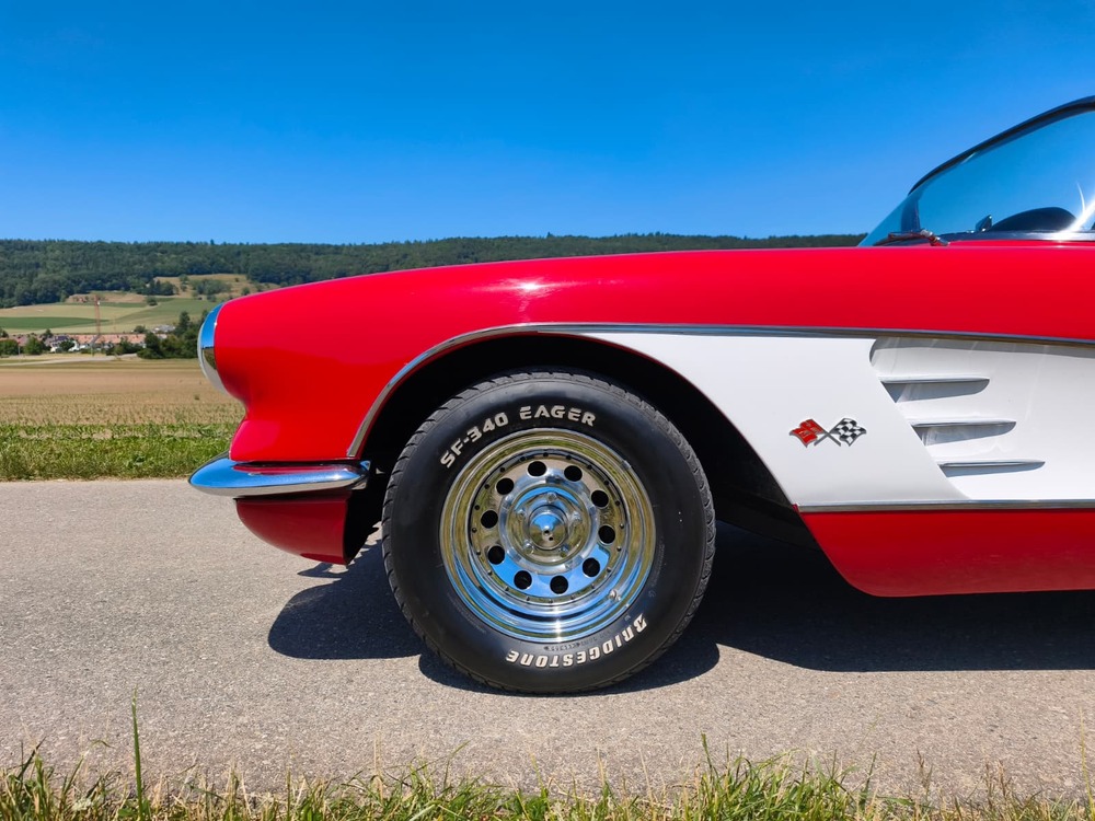 CHEVROLET Corvette C1-image-15