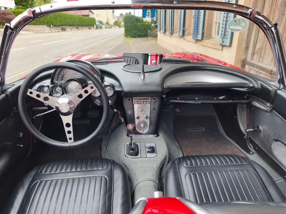 CHEVROLET Corvette C1-image-8