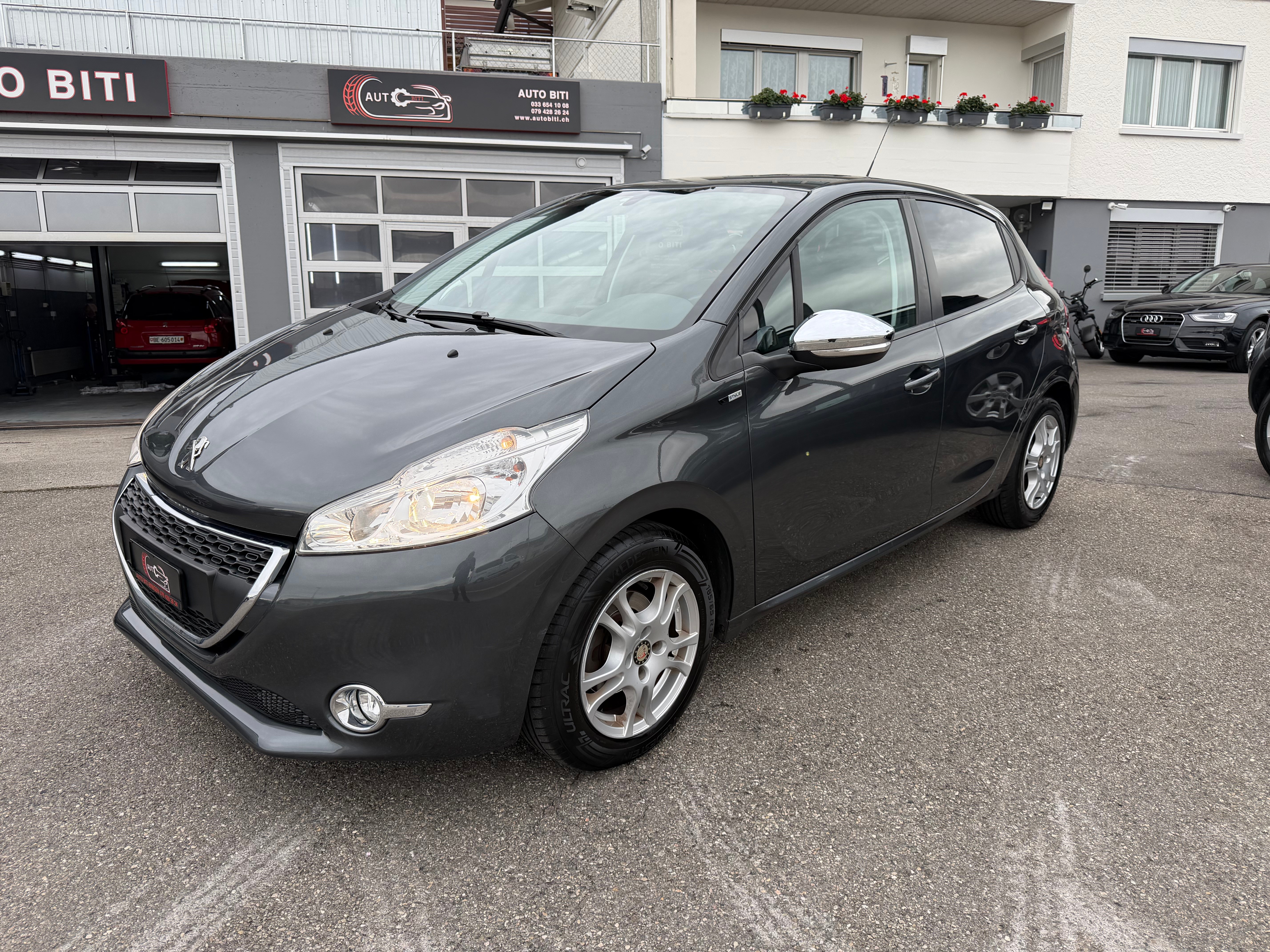 Car photo