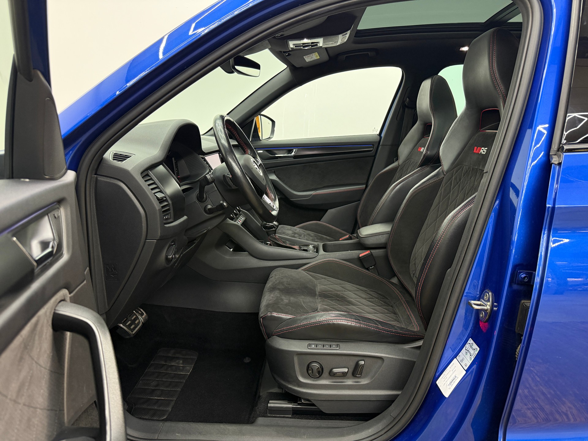 SKODA Kodiaq 2.0 Bi-TDI SCR RS 4x4 DSG-image-18