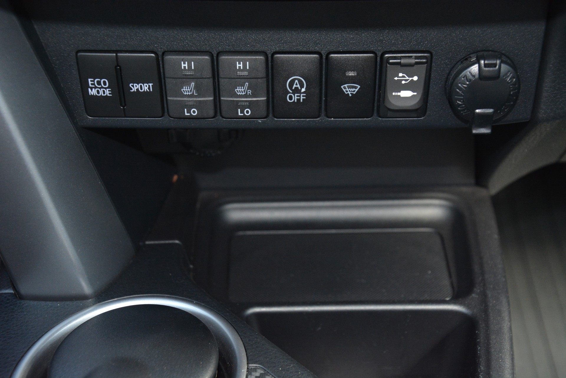 TOYOTA RAV-4 2.0 Swiss Trend Multidrive S-image-11