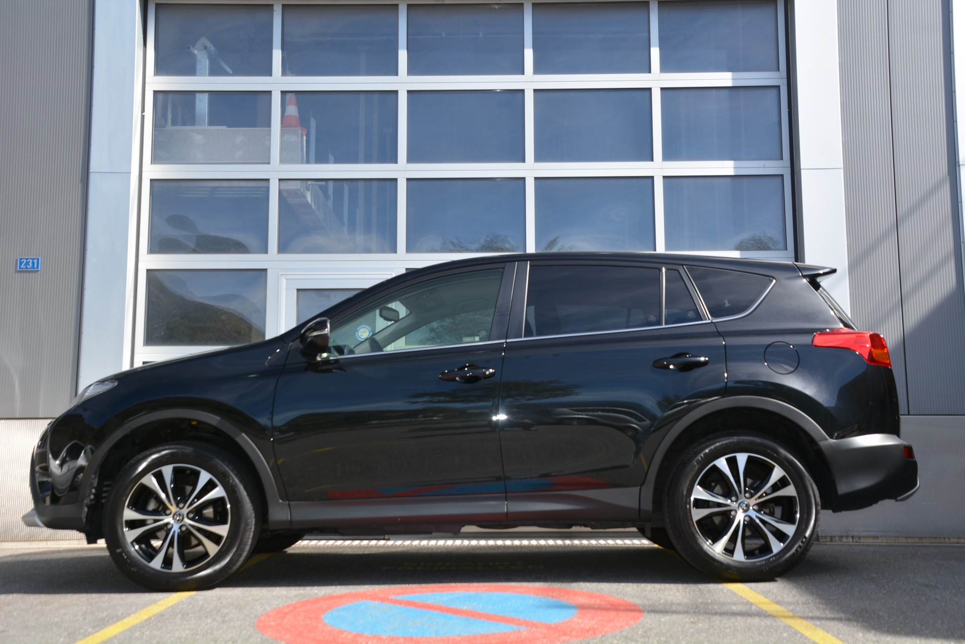 TOYOTA RAV-4 2.0 Swiss Trend Multidrive S-image-3