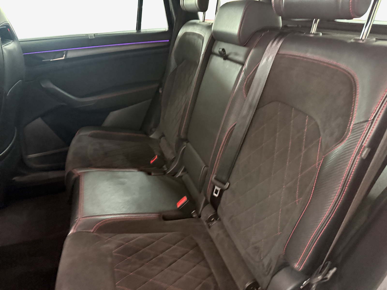 SKODA Kodiaq 2.0 Bi-TDI SCR RS 4x4 DSG-image-11