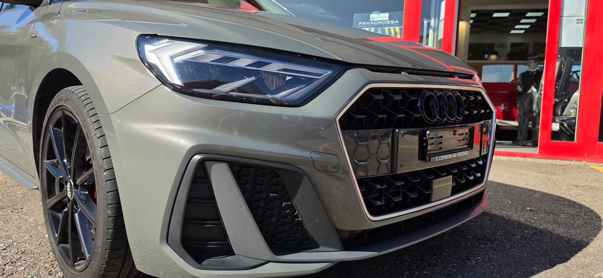 AUDI A1 Sportback 40 TFSI S Line S-tronic-image-8