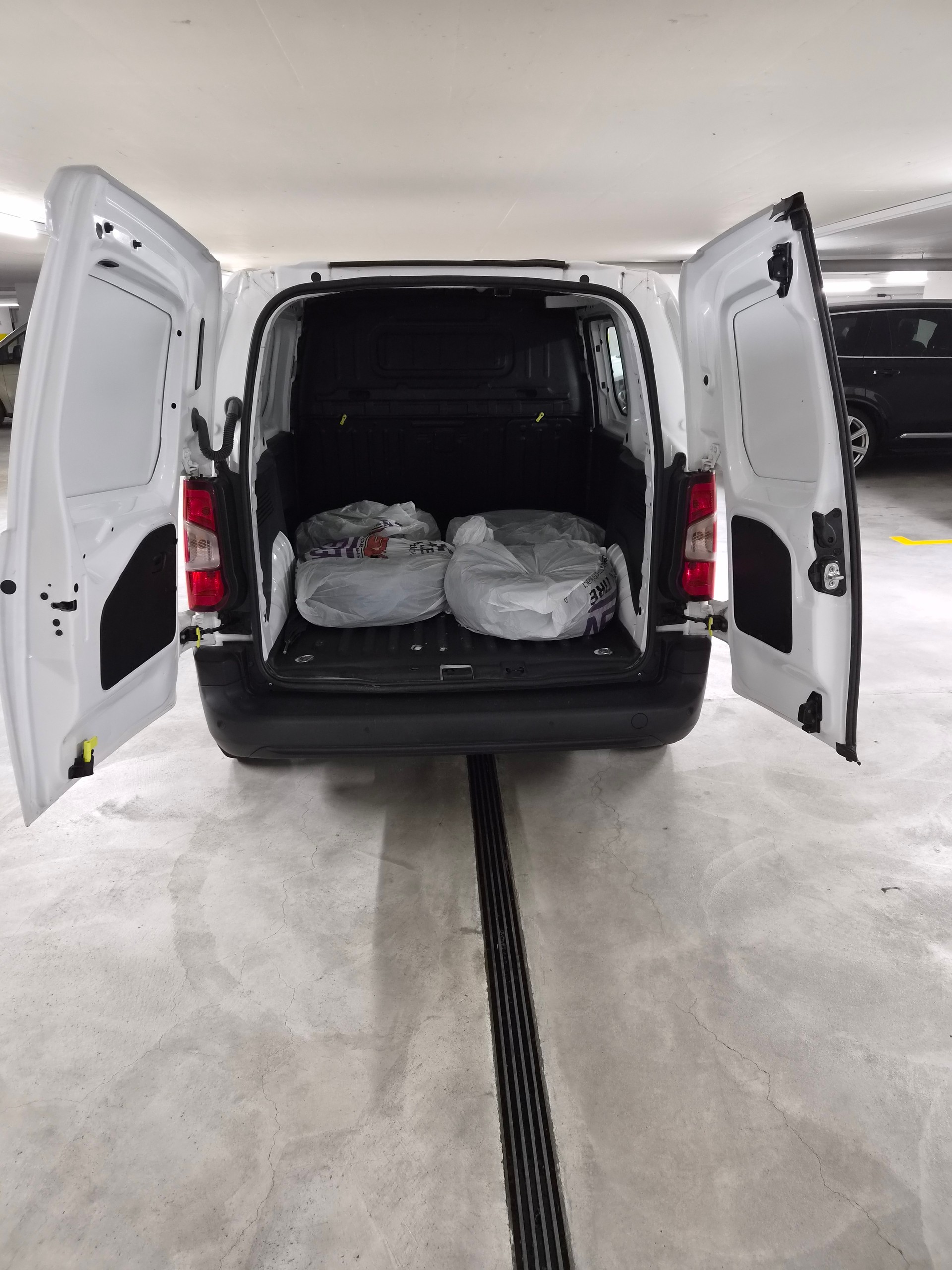 OPEL COMBO-image-2