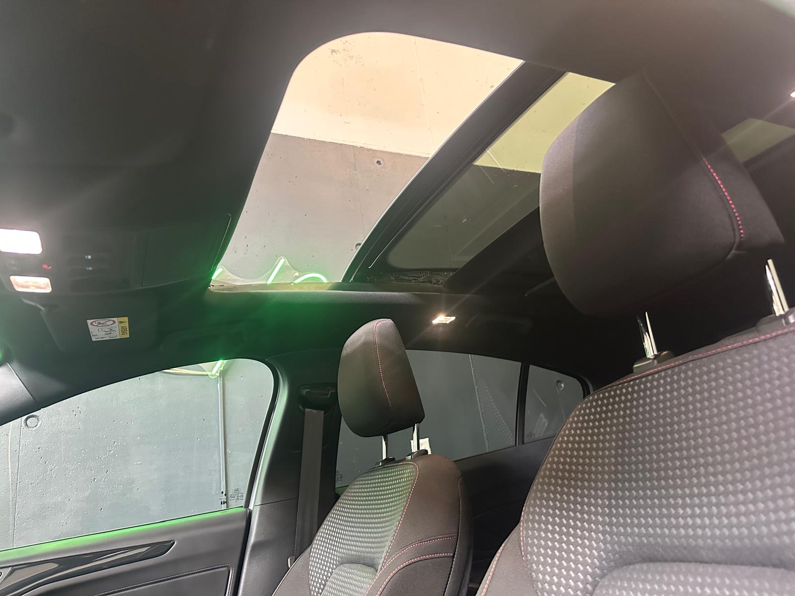 FORD Focus 1.0 MHEV ST-Line X Automat-image-24