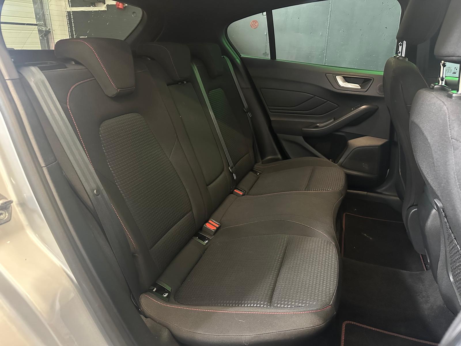FORD Focus 1.0 MHEV ST-Line X Automat-image-12