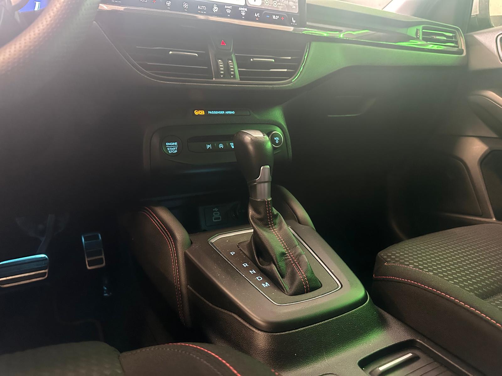 FORD Focus 1.0 MHEV ST-Line X Automat-image-22