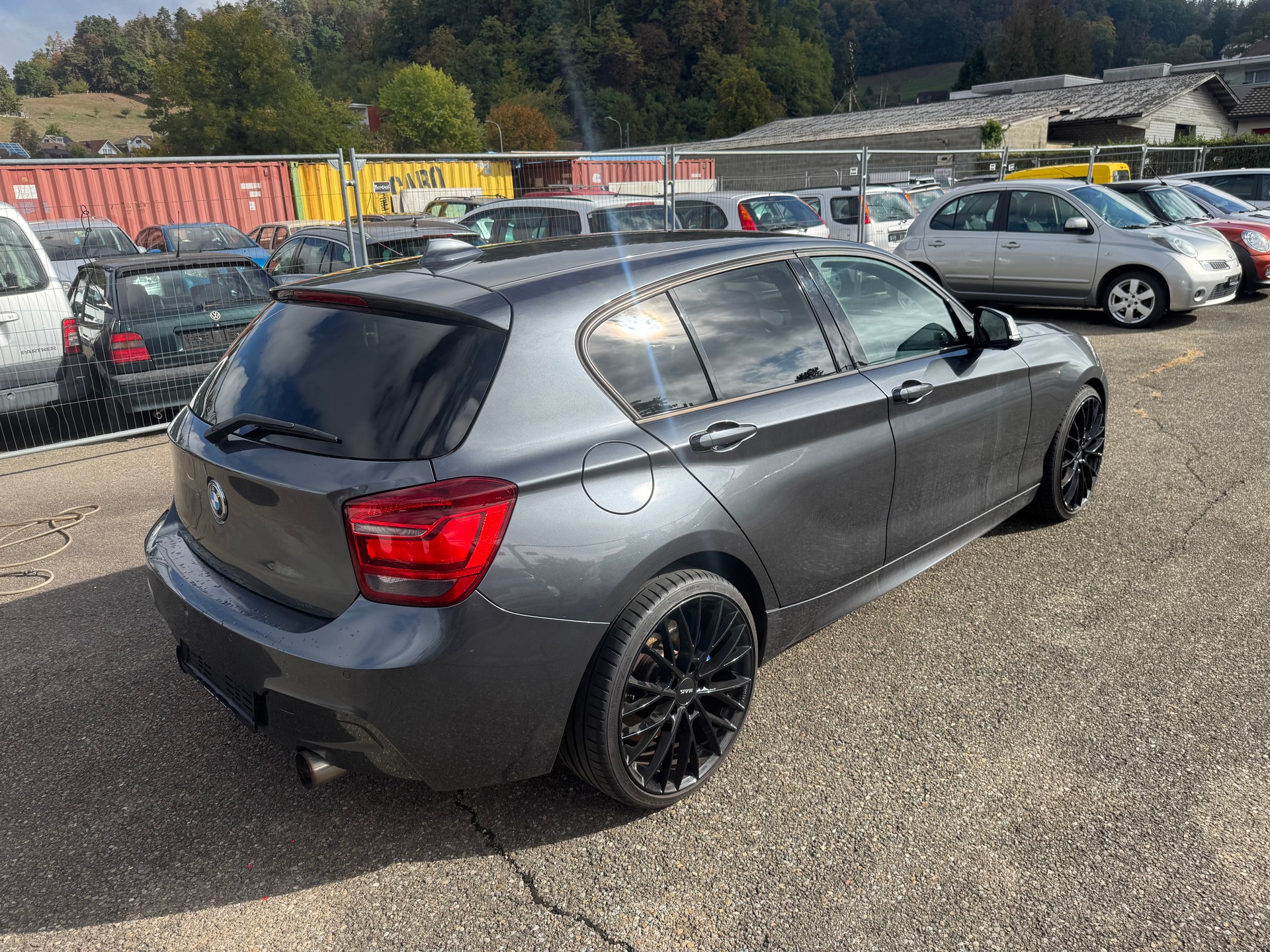 BMW M135i xDrive Steptronic-image-3