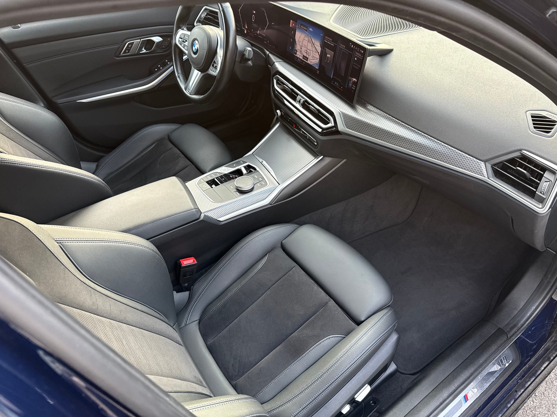 BMW M 340-image-13