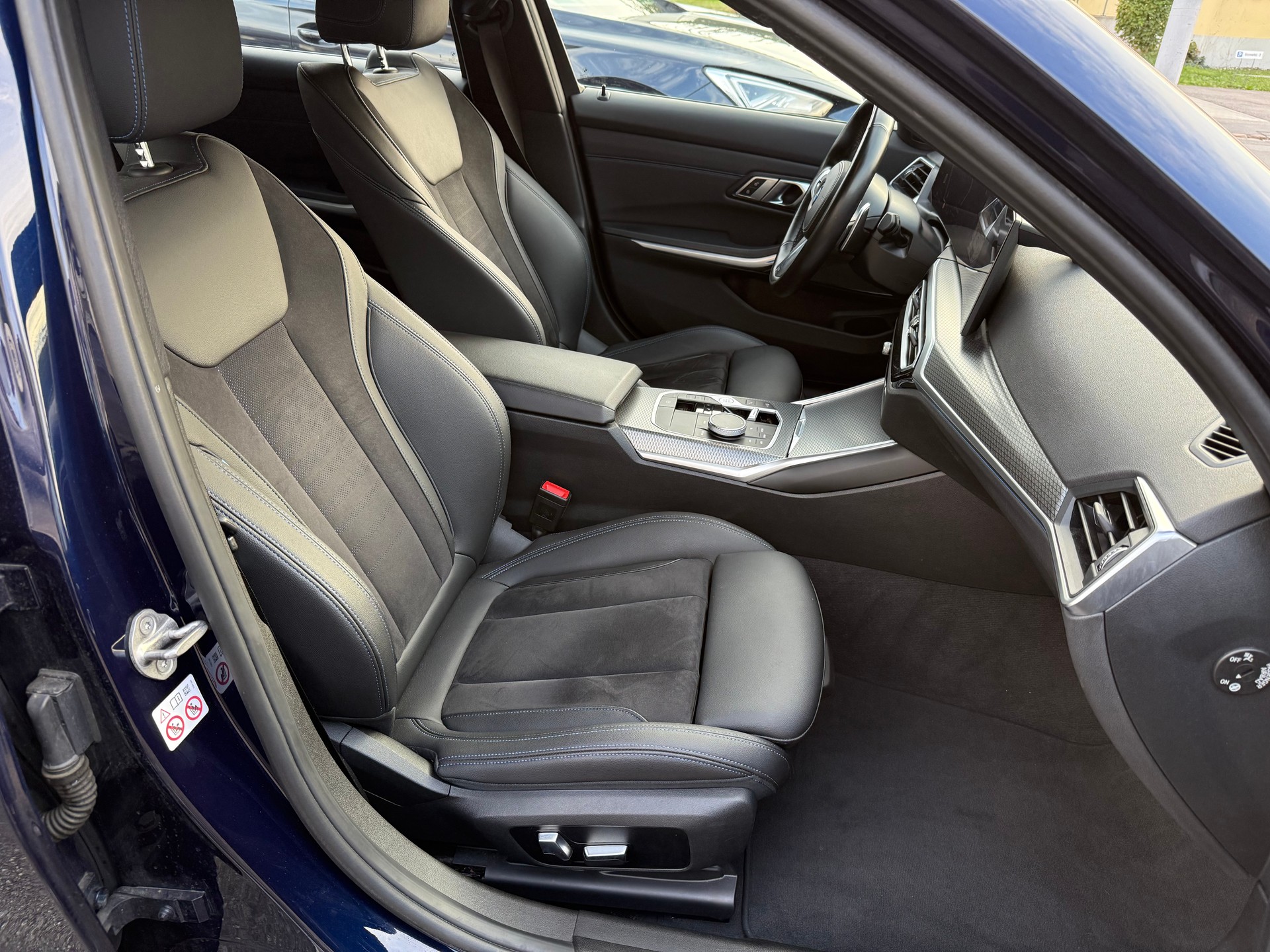 BMW M 340-image-11