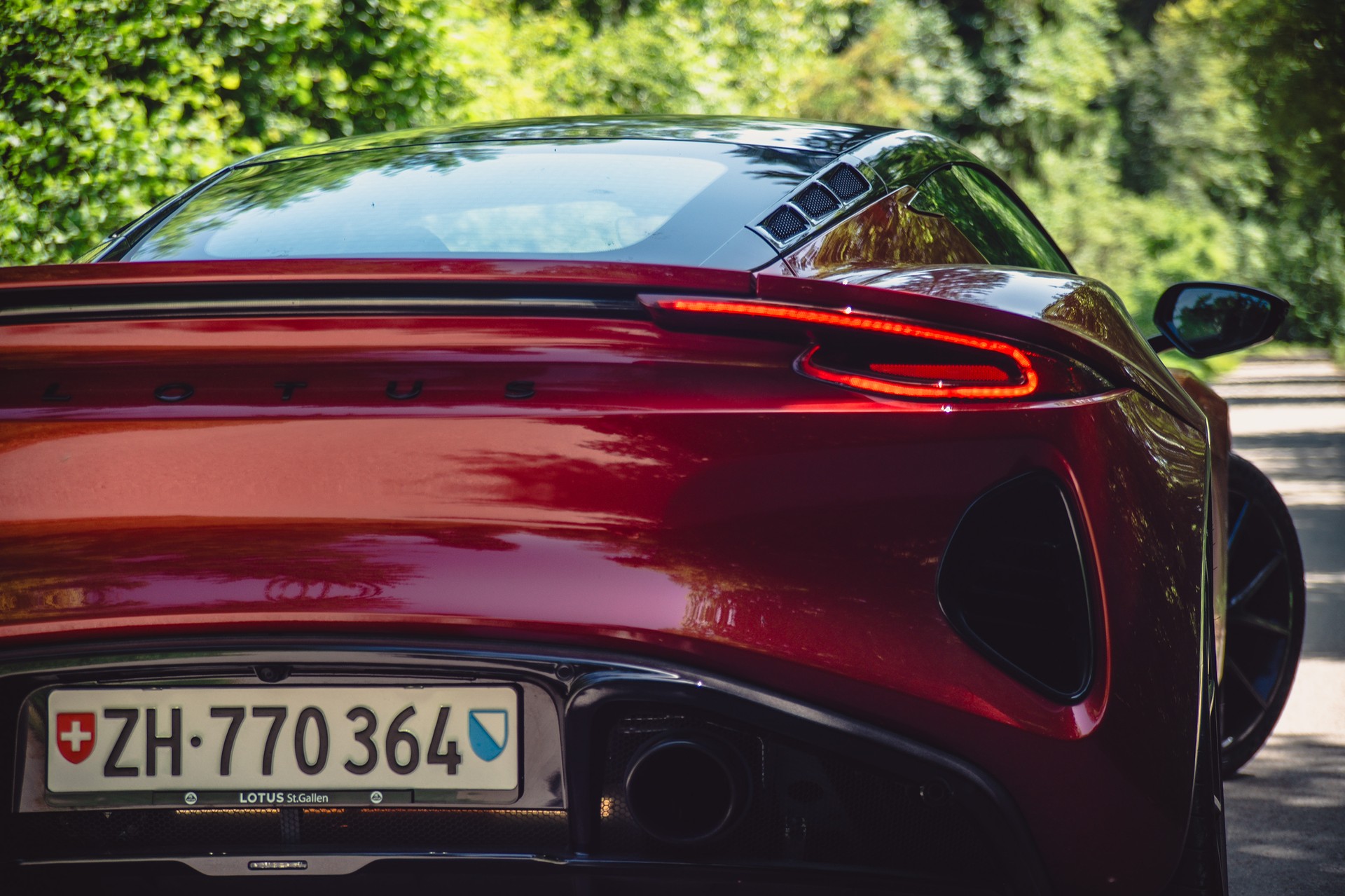 LOTUS 3.5 V6 First Edition-image-3