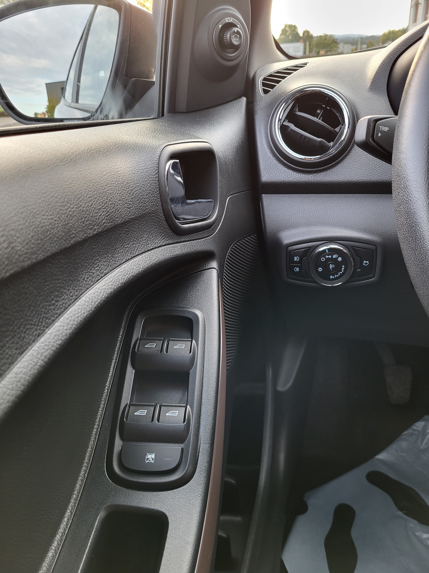 FORD KA+ 1.2 Ti-VCT Active-image-10