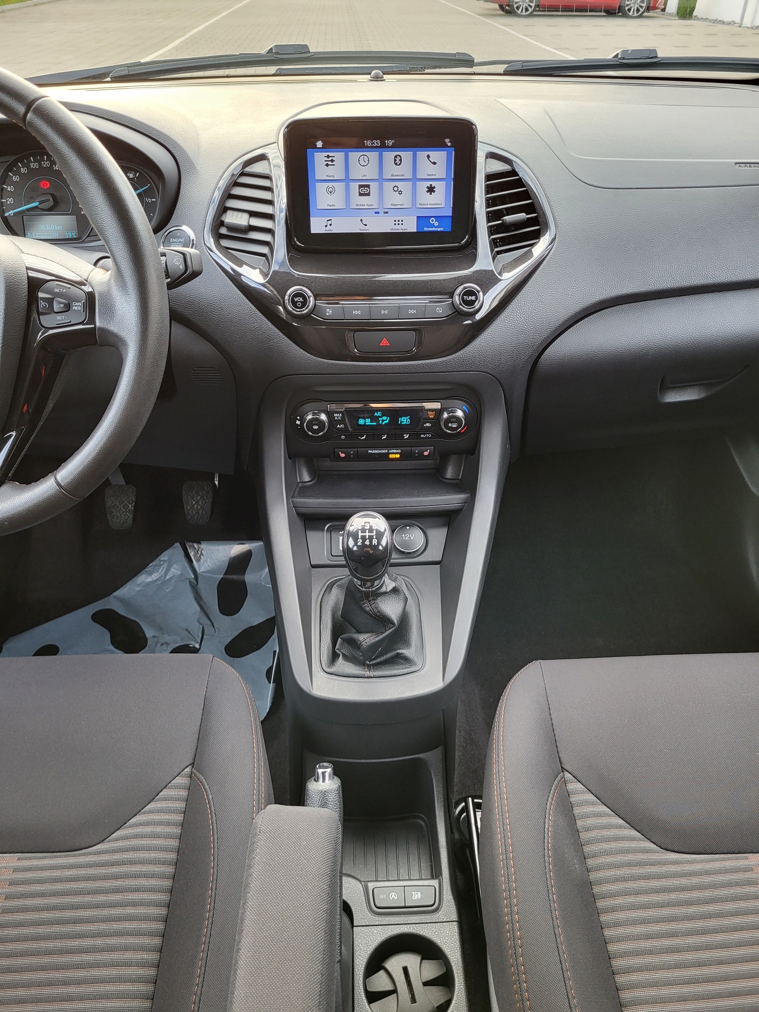 FORD KA+ 1.2 Ti-VCT Active-image-6