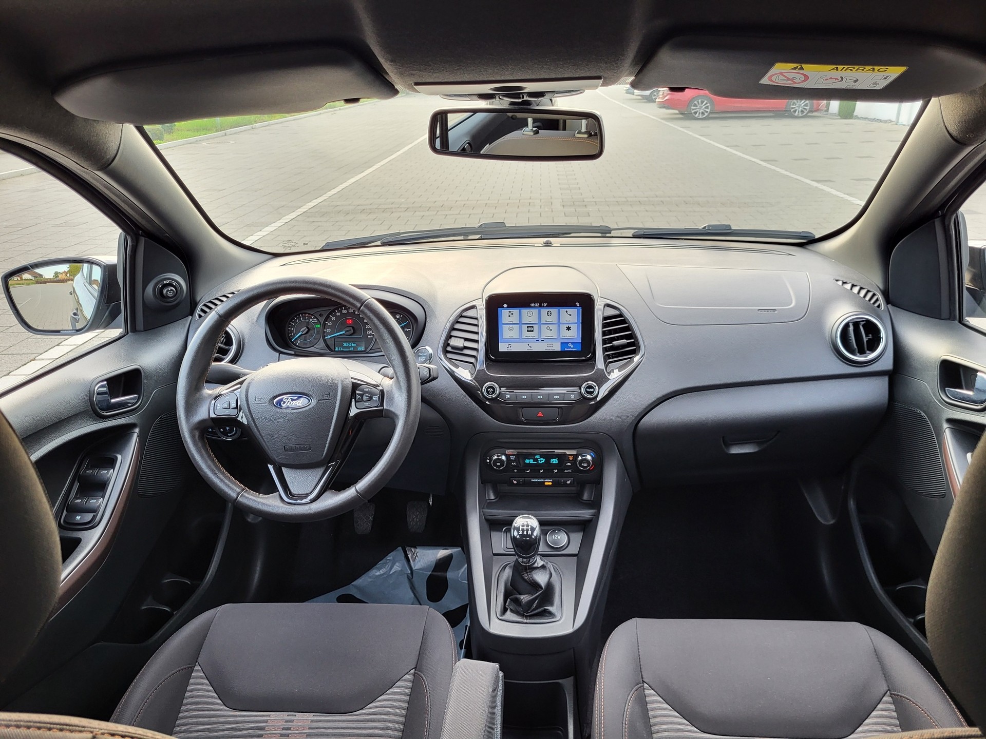 FORD KA+ 1.2 Ti-VCT Active-image-5