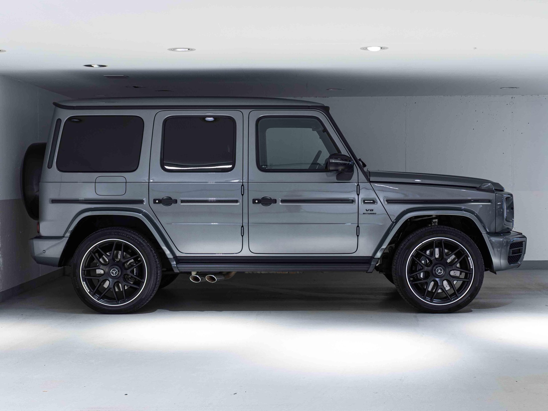 MERCEDES-BENZ G 63 AMG-image-1