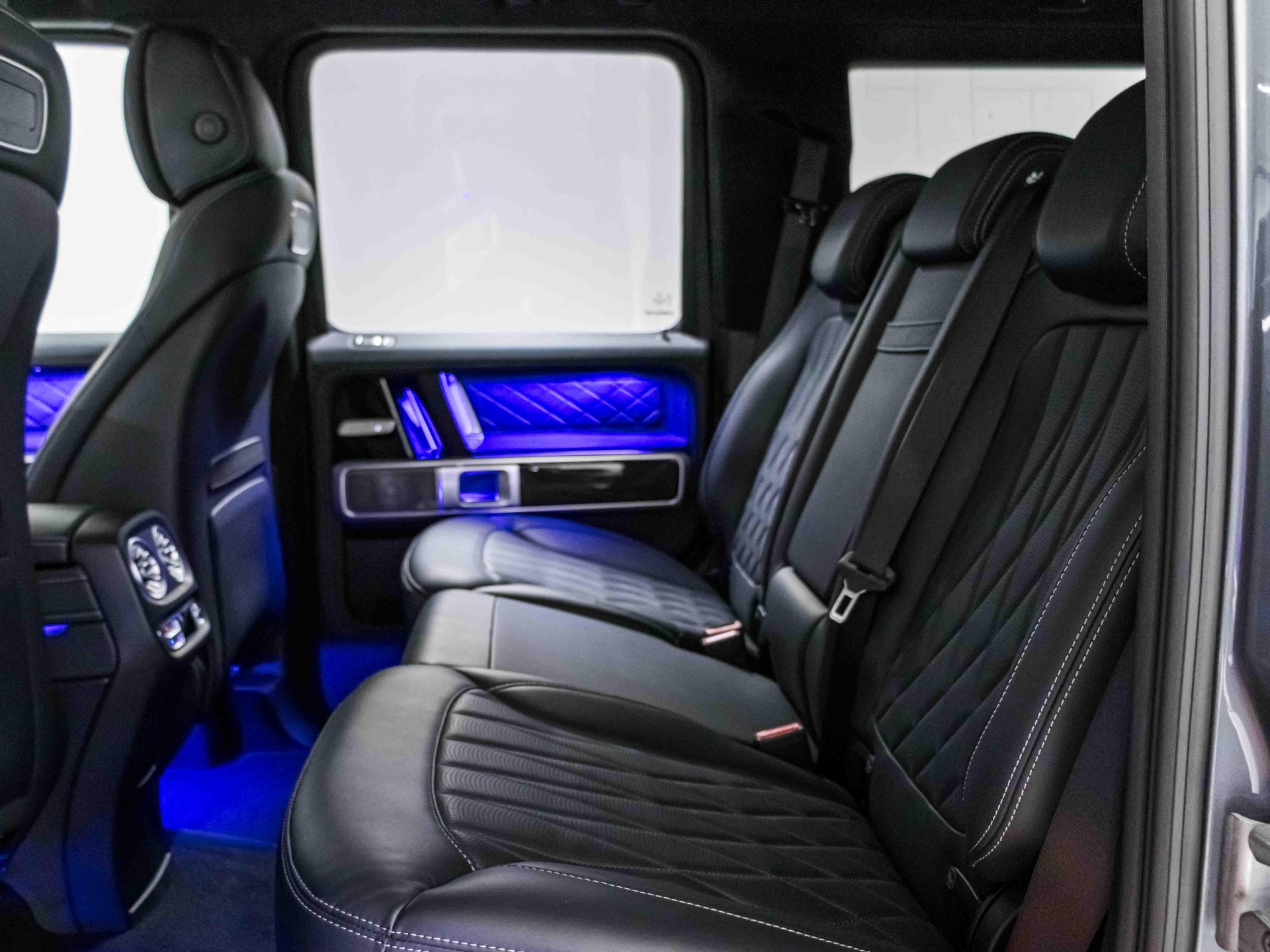 MERCEDES-BENZ G 63 AMG-image-7
