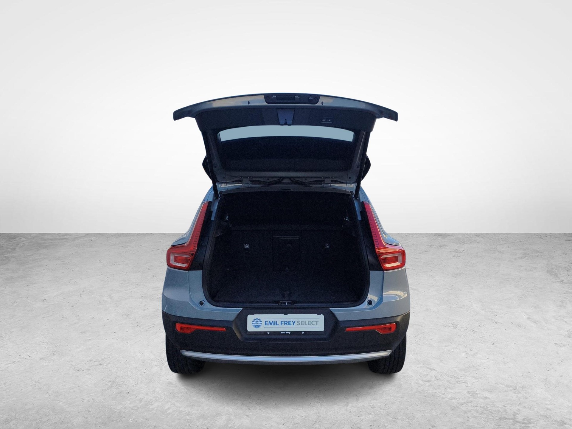 VOLVO XC40 2.0 B3 MH Core - Pneumatici invernali inclusi-image-11
