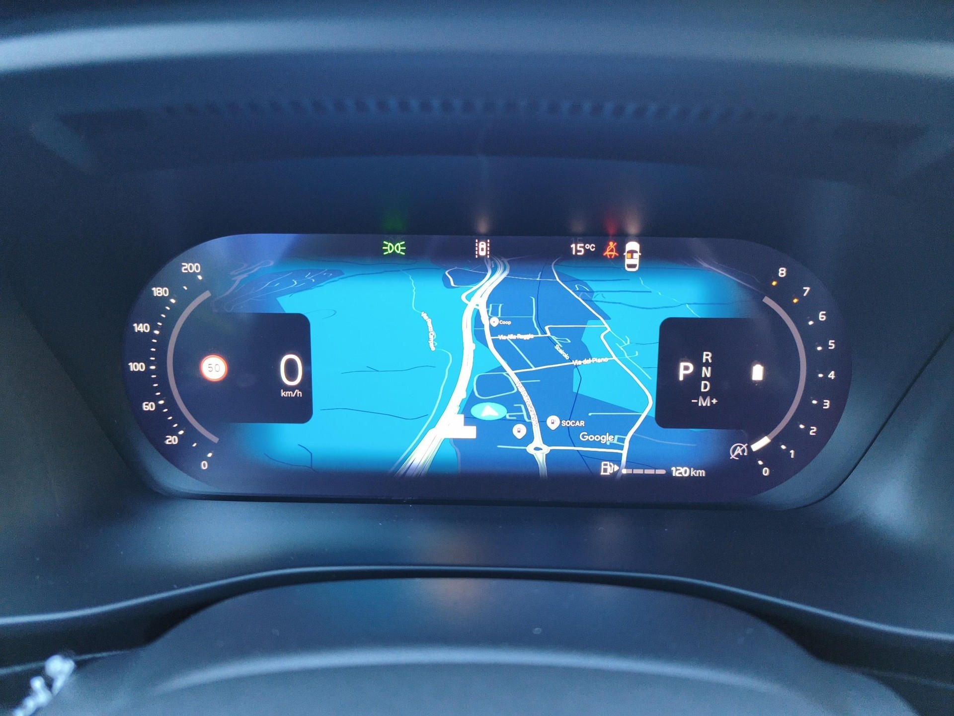 VOLVO XC40 2.0 B3 MH Core - Pneumatici invernali inclusi-image-12
