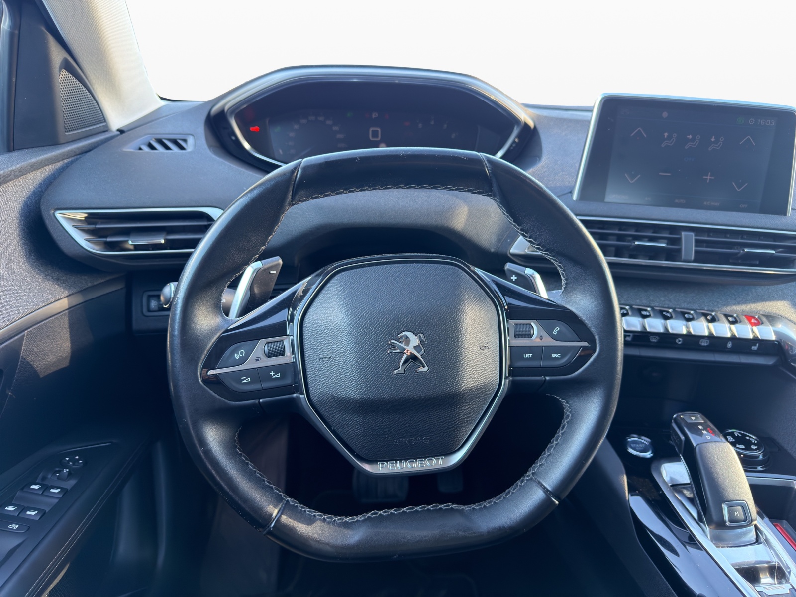 PEUGEOT 3008 1.6 THP Allure EAT-image-10