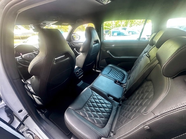 SKODA Kodiaq 2.0 TSI 4x4 SportLine-image-19