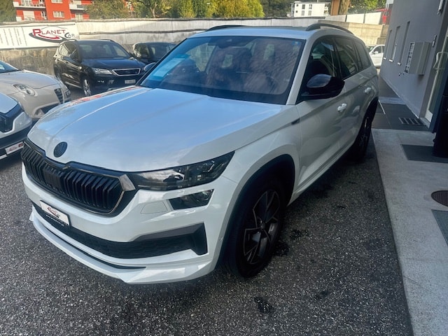 SKODA Kodiaq 2.0 TSI 4x4 SportLine-image-2