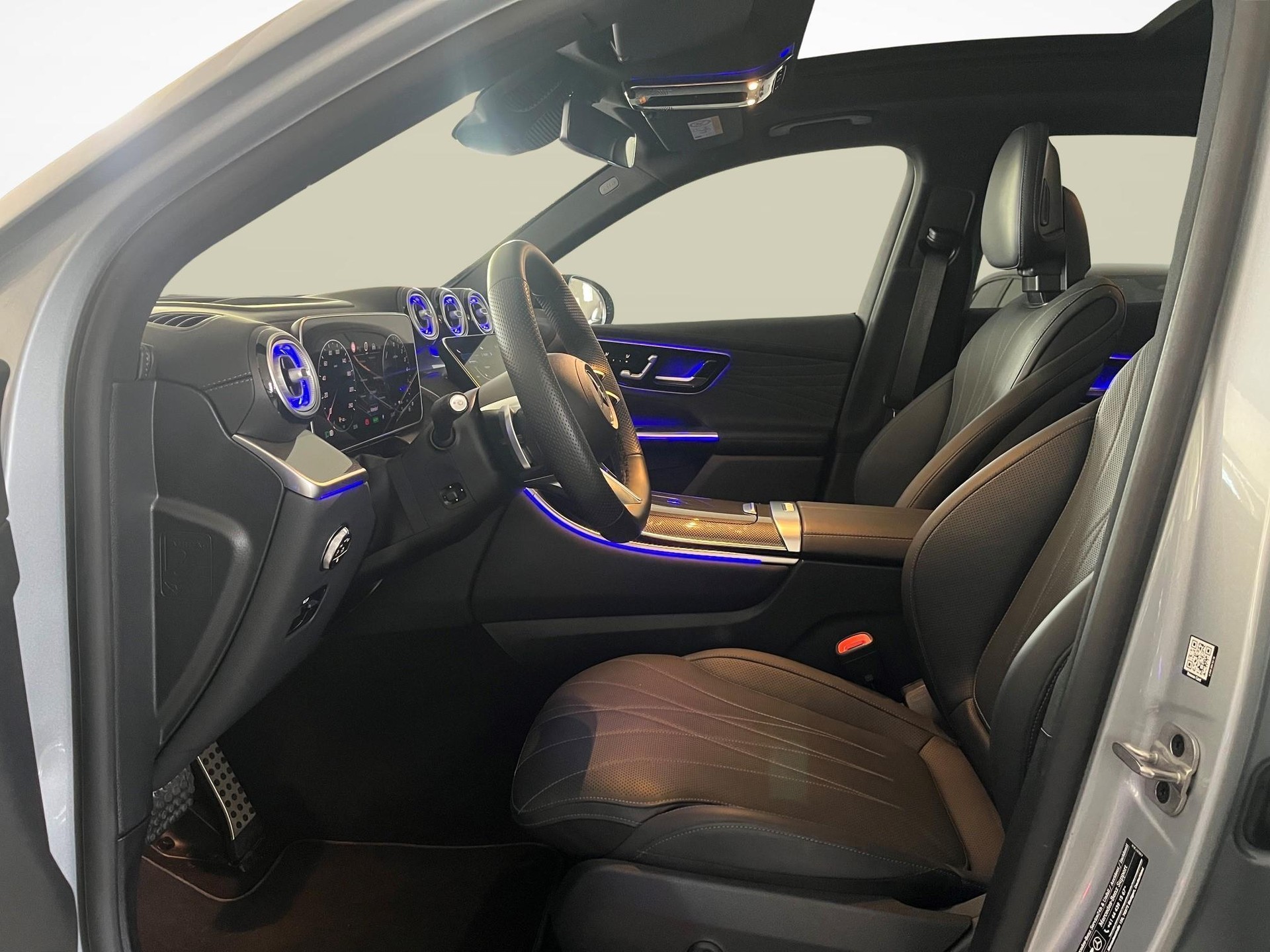 MERCEDES-BENZ GLC 300 de 4MATIC AMG Line EQ Star-image-8