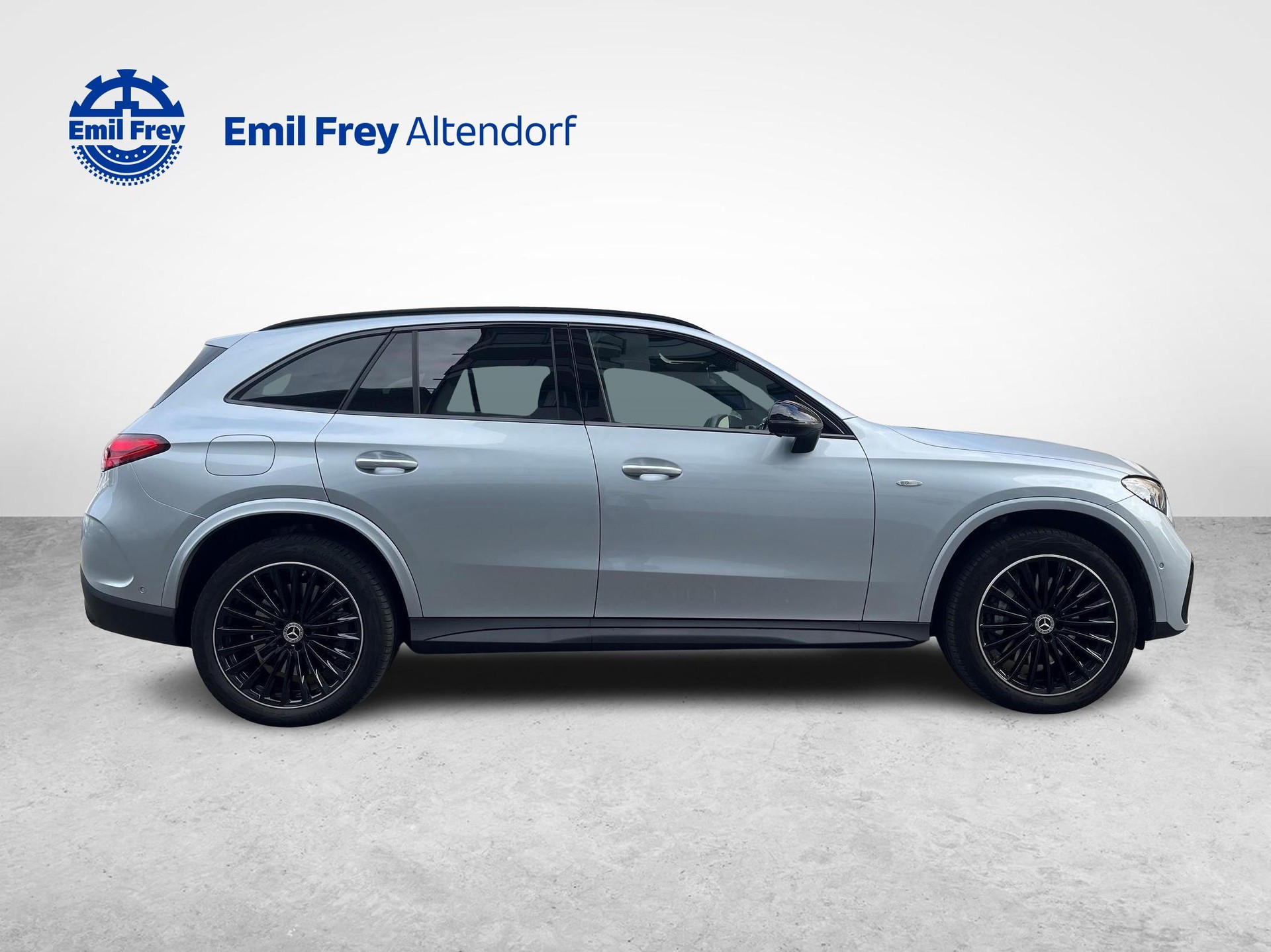 MERCEDES-BENZ GLC 300 de 4MATIC AMG Line EQ Star-image-5