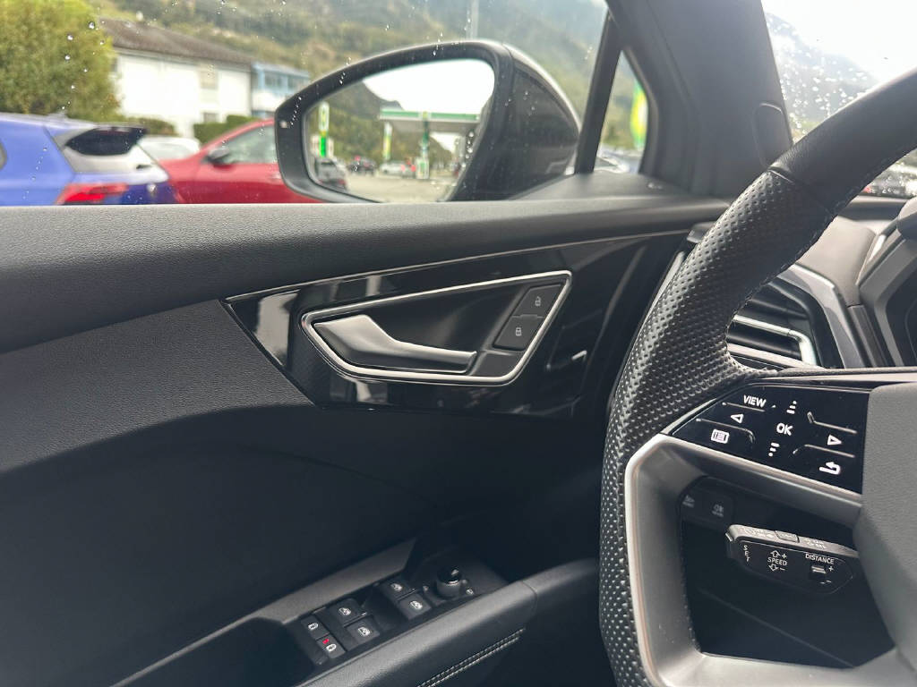 AUDI Q4 e-tron Sportback 50 quattro (CH)-image-14