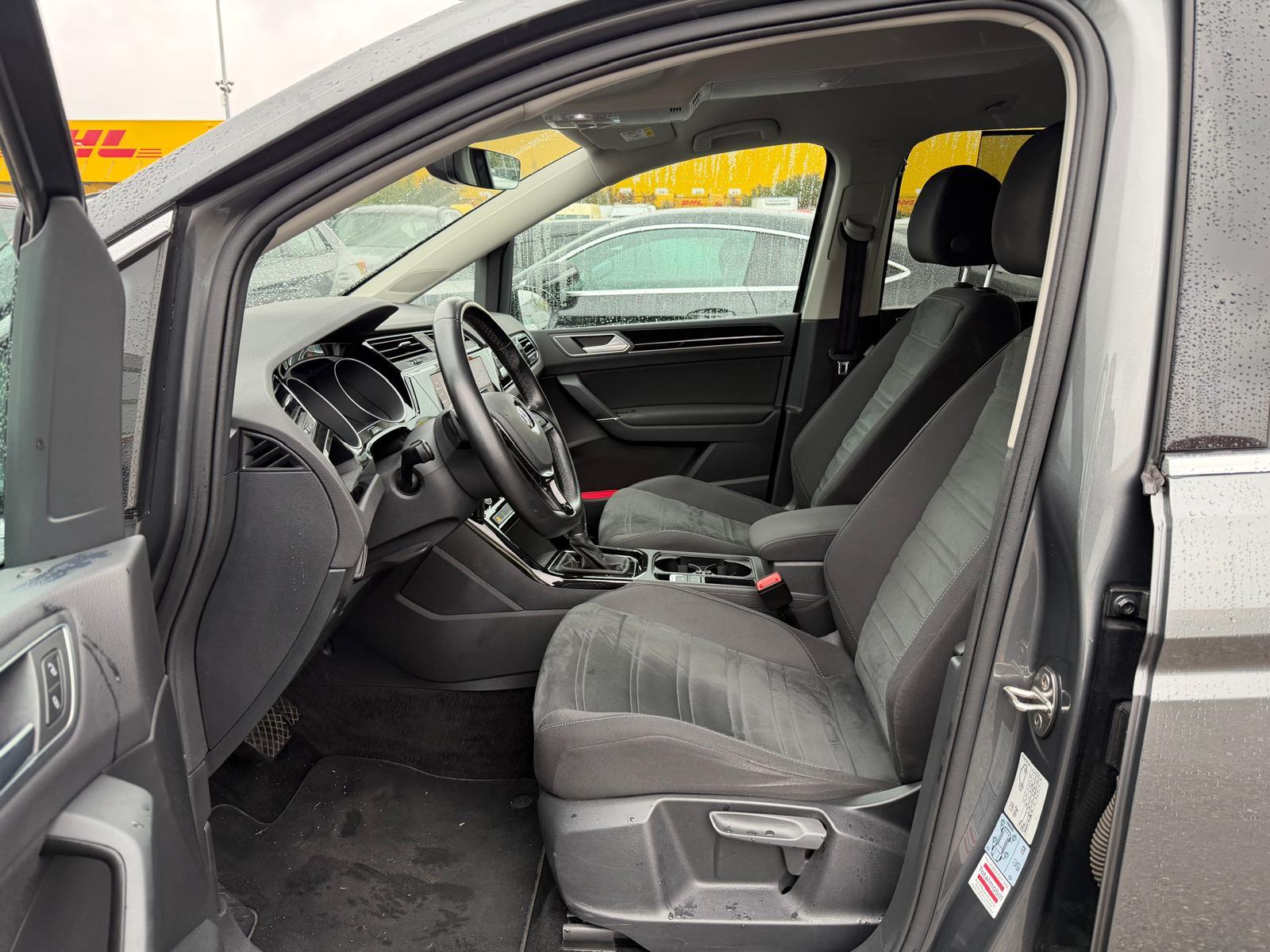 VW Touran 1.5 TSI Highline DSG-image-6