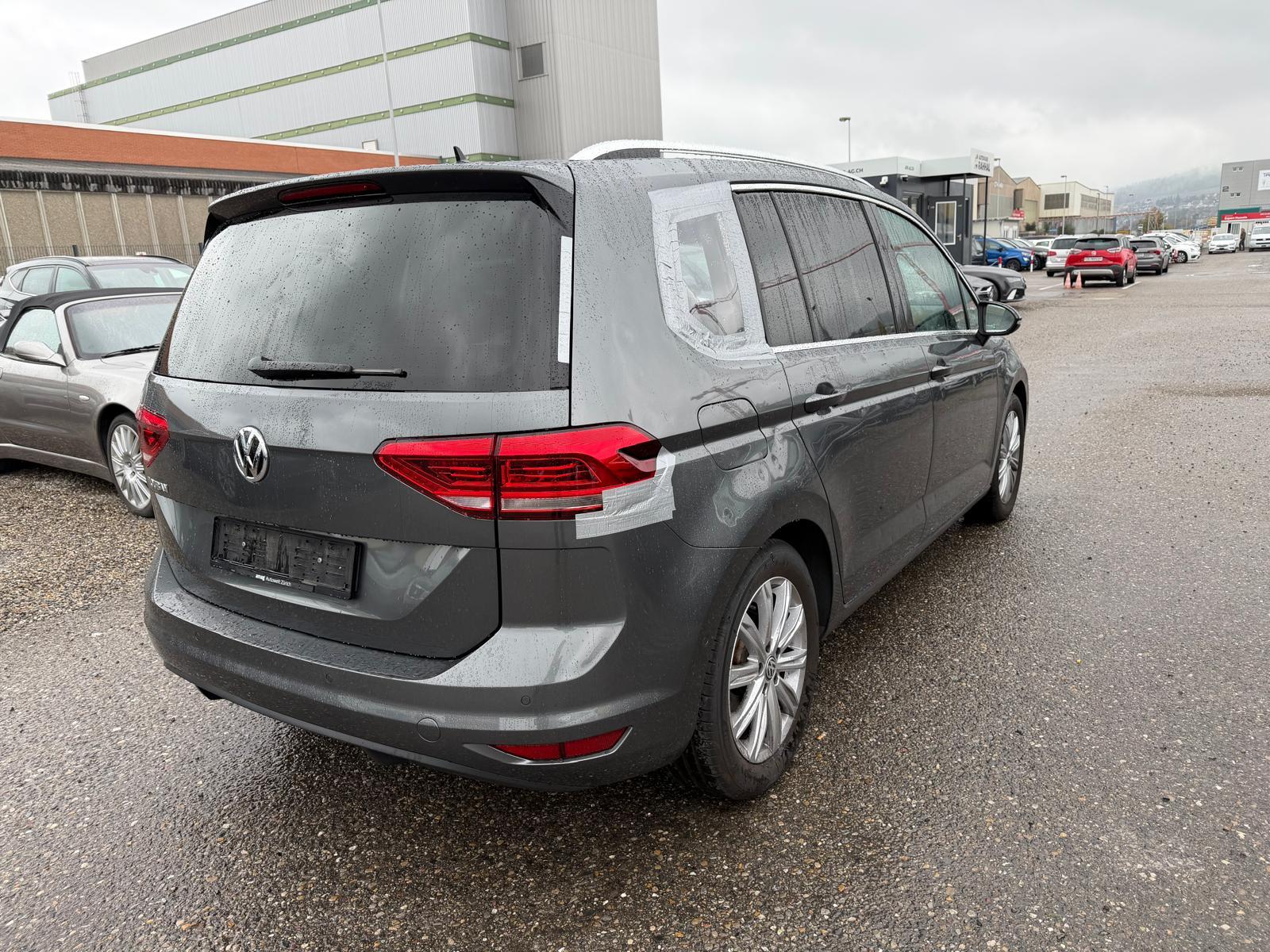VW Touran 1.5 TSI Highline DSG-image-5