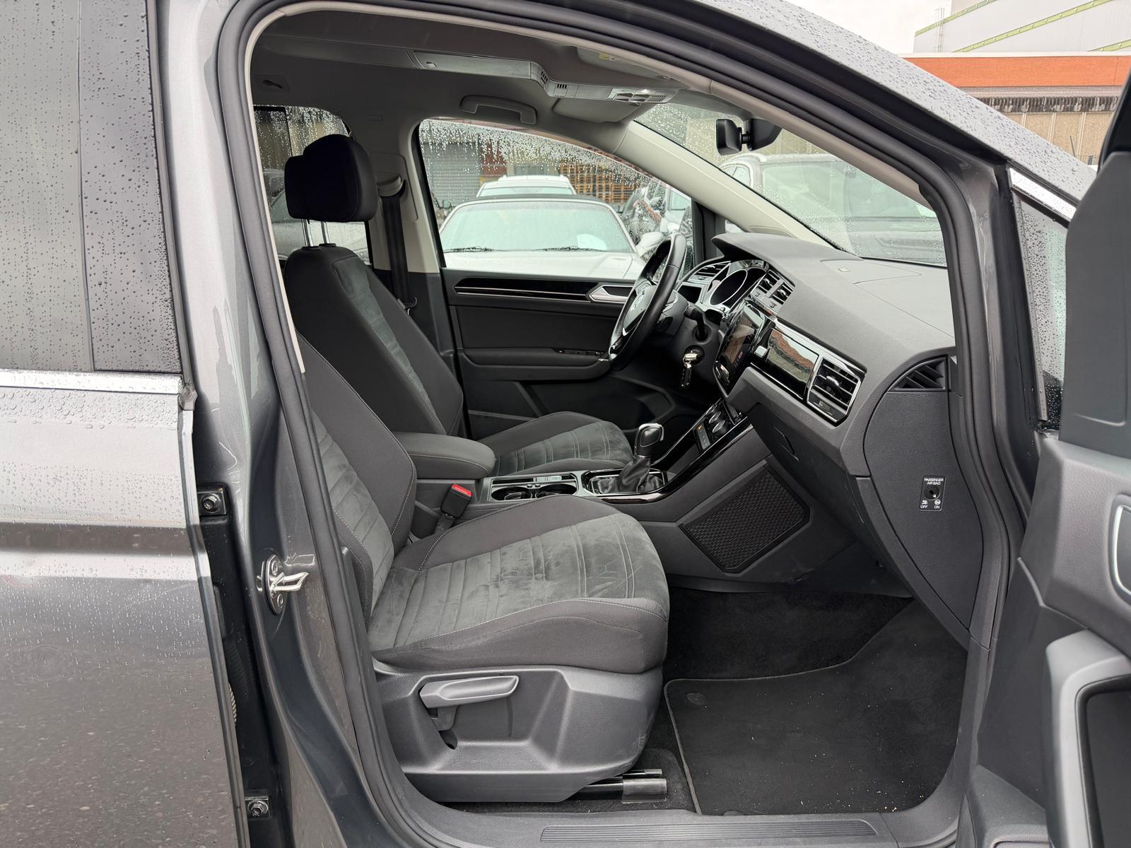 VW Touran 1.5 TSI Highline DSG-image-8