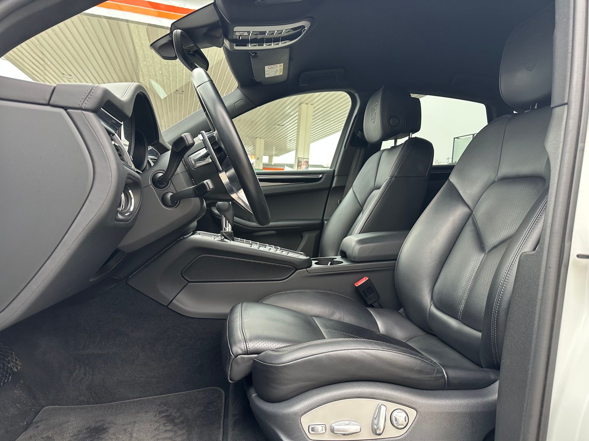 PORSCHE Macan S Diesel PDK-image-5