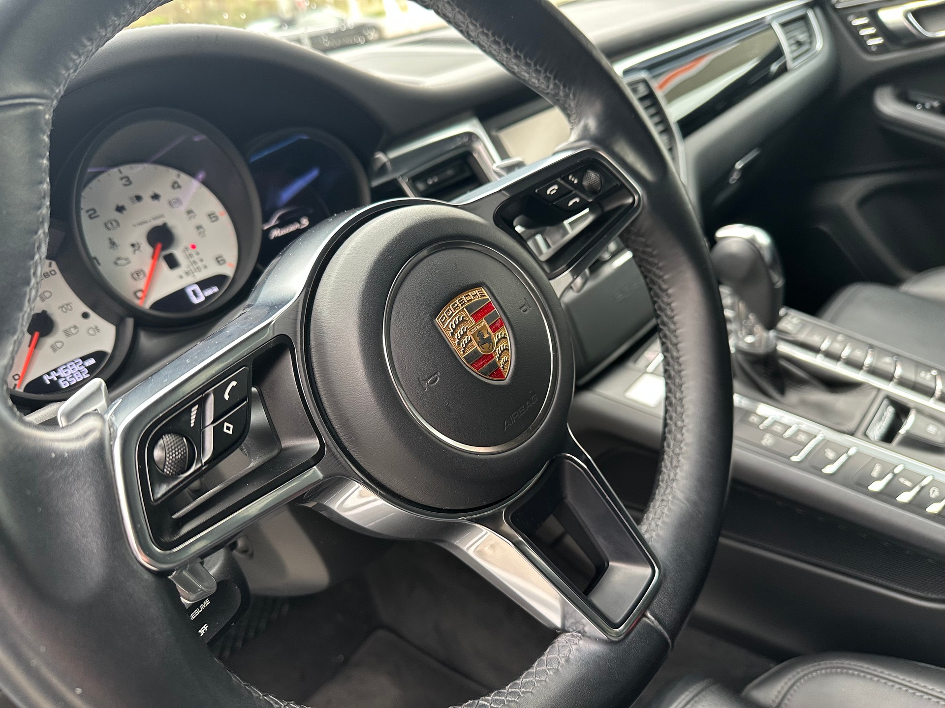 PORSCHE Macan S Diesel PDK-image-11