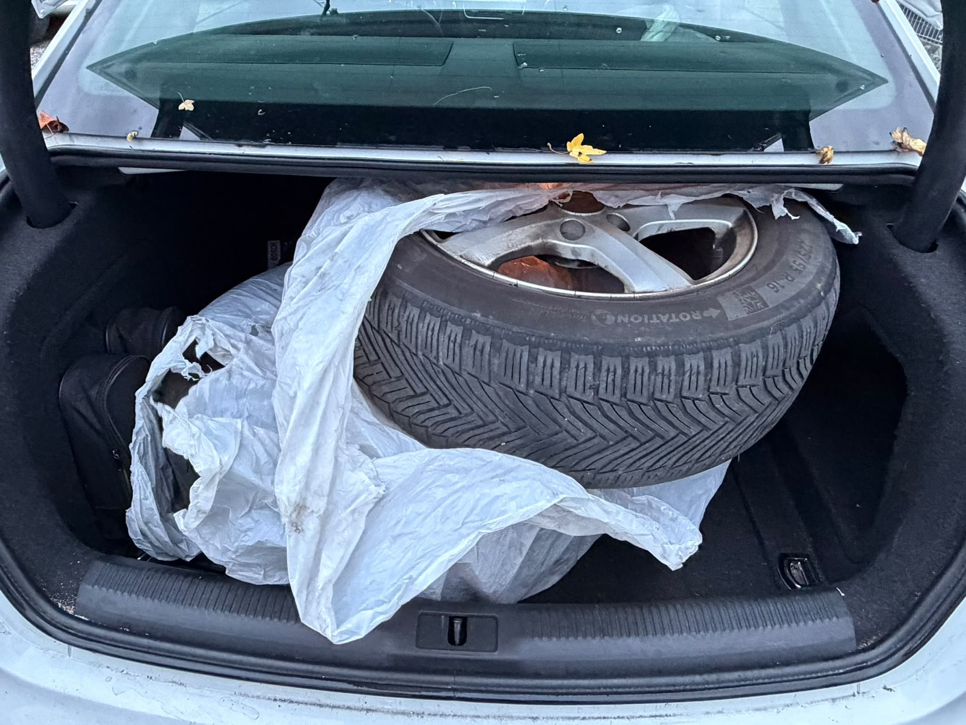 AUDI A4 Limousine 2.0 TFSI-image-8