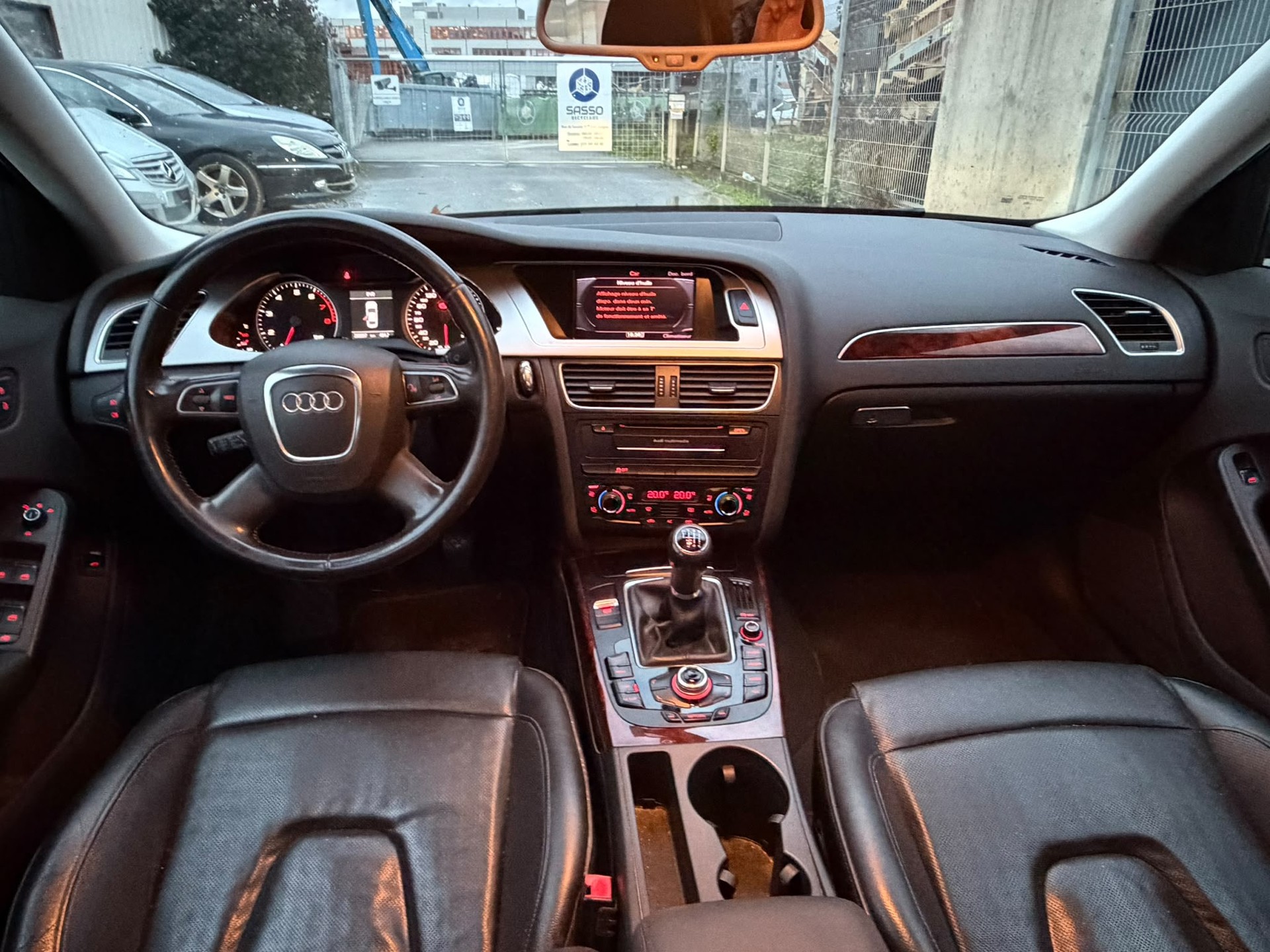 AUDI A4 Limousine 2.0 TFSI-image-7
