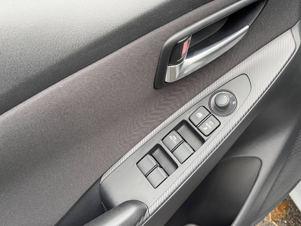 MAZDA 2 1.5 90 Exclusive-Line Automat-image-7