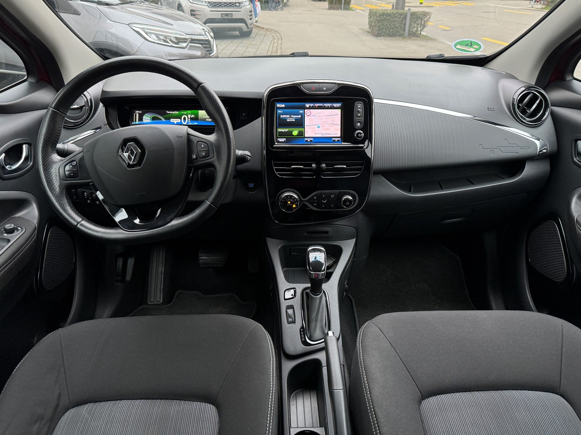 RENAULT Zoe Intens R90 (Batterie Miete)-image-11
