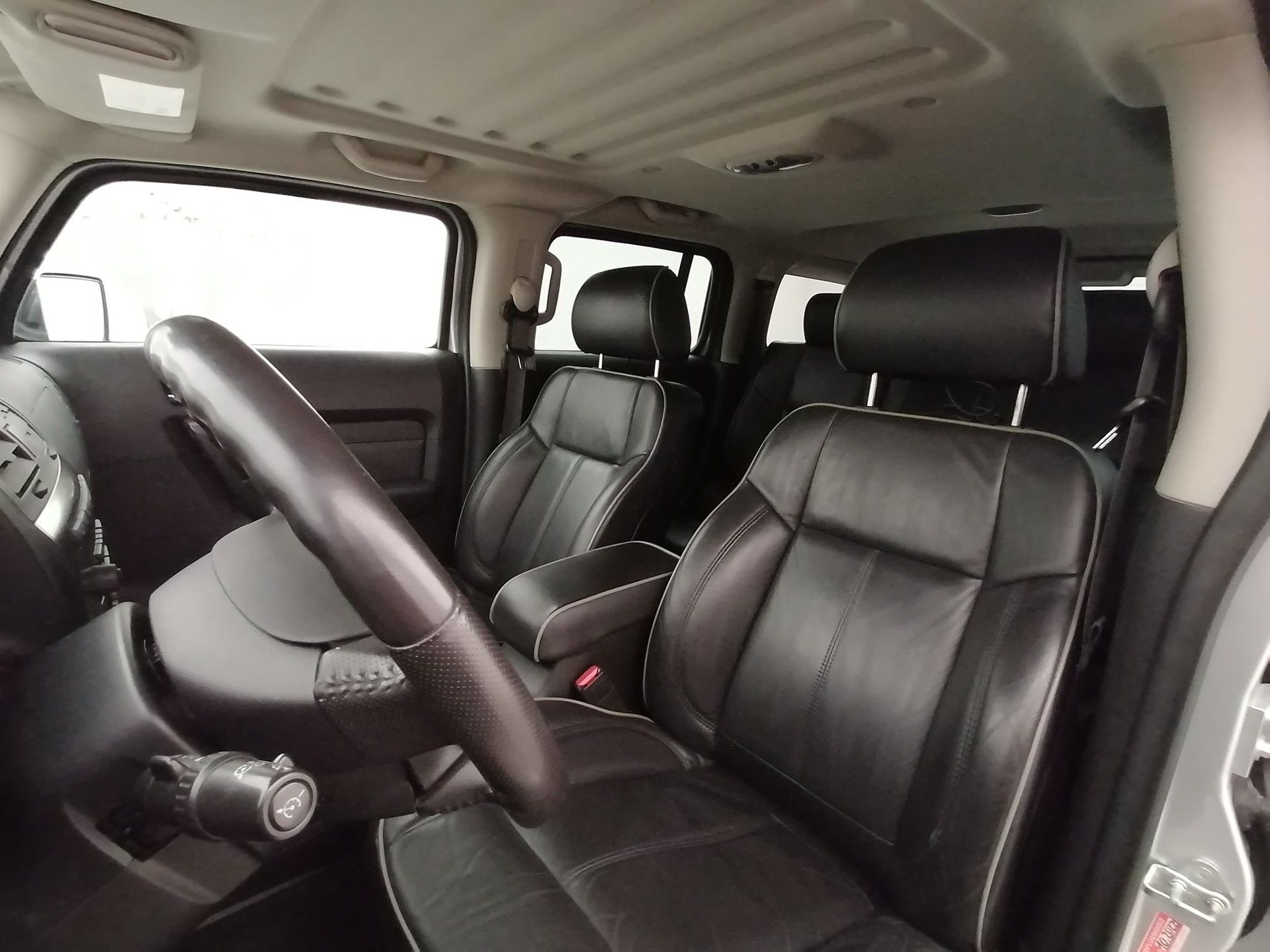 HUMMER H3 3.7-image-12