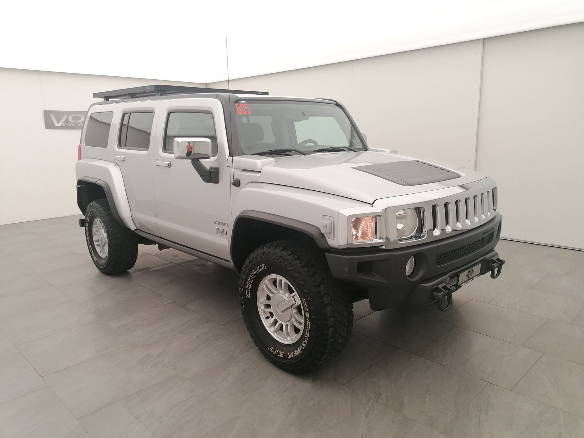 HUMMER H3 3.7-showroom-element-2