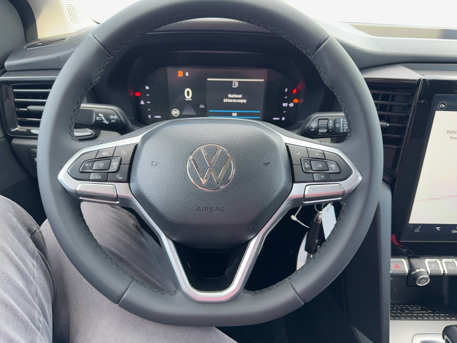 VW Amarok 2.0TDI Life-image-9