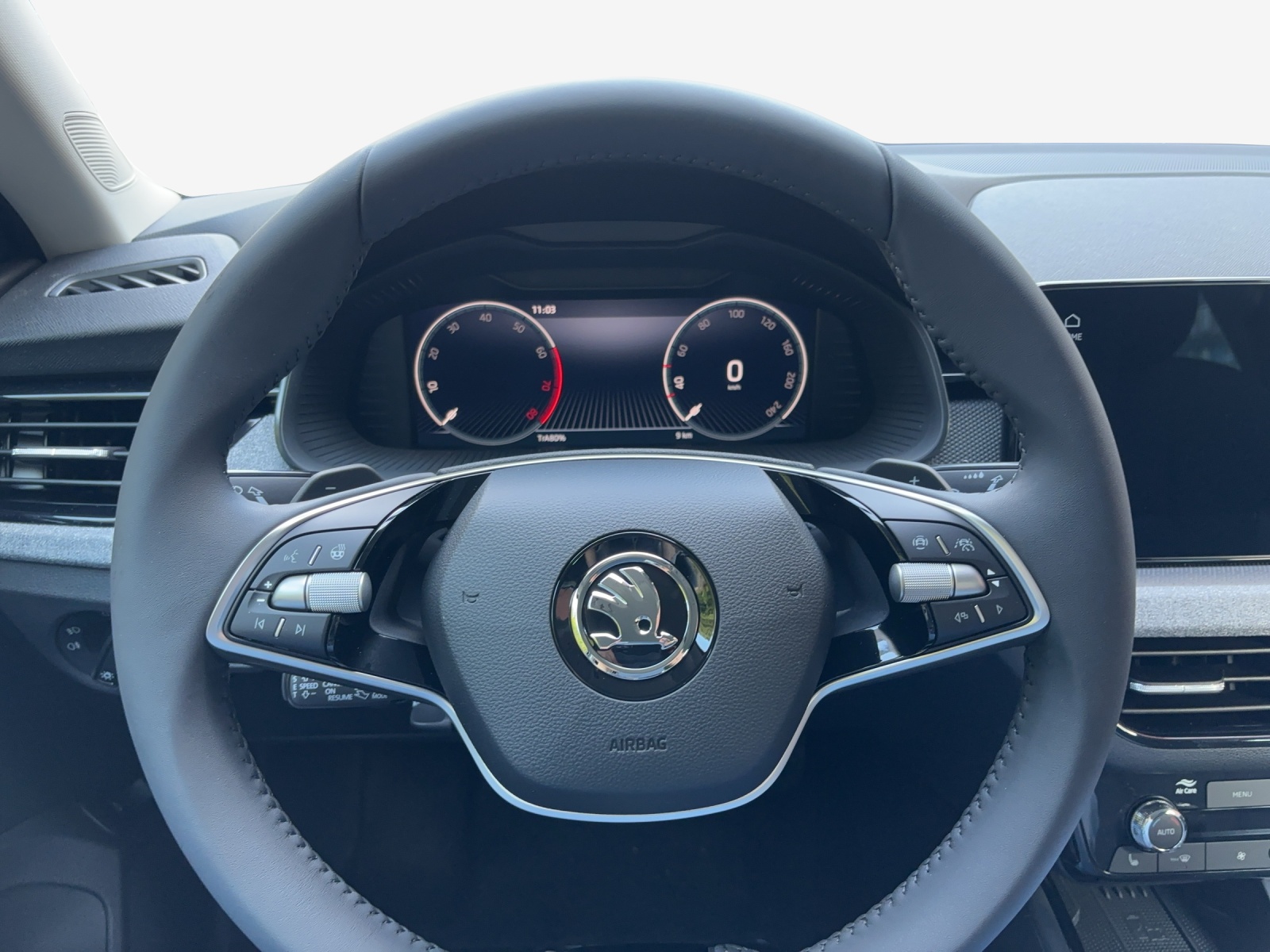 SKODA Kamiq 1.0 TSI Selection DSG-image-9