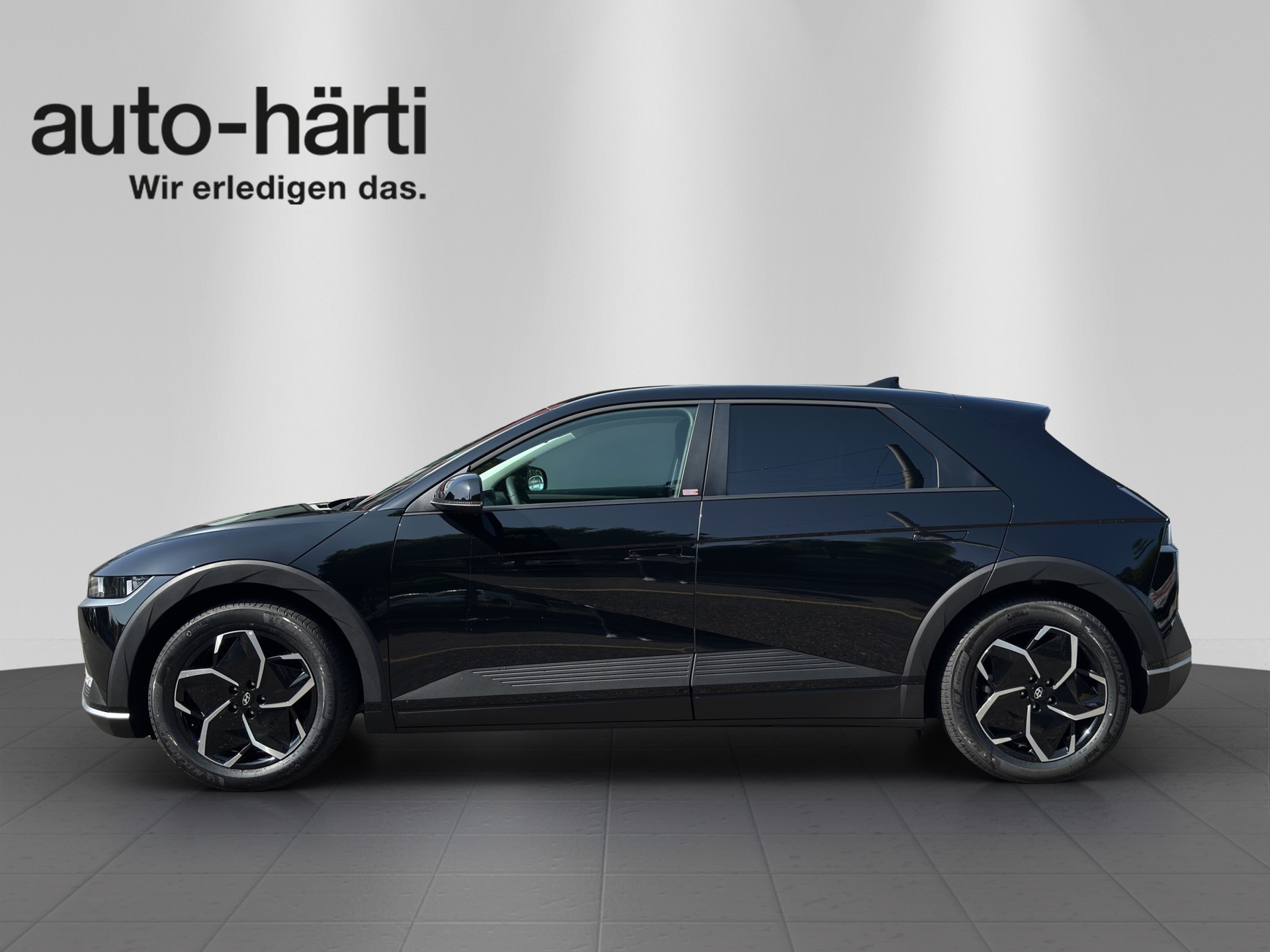 HYUNDAI Ioniq 5 77kWh Origo 2WD-image-1